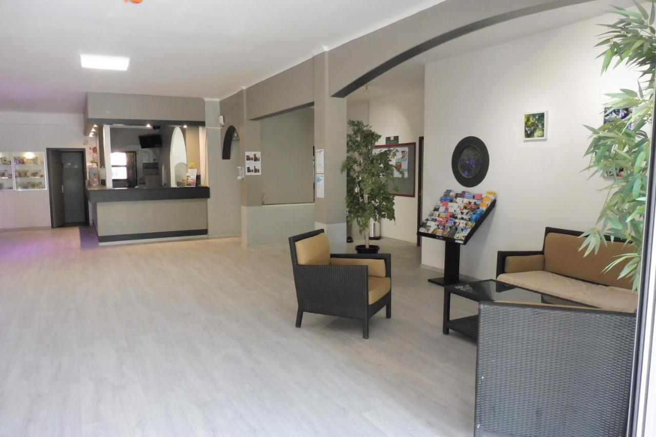 Ulvf Les Residences Du Colombier Fréjus Dış mekan fotoğraf